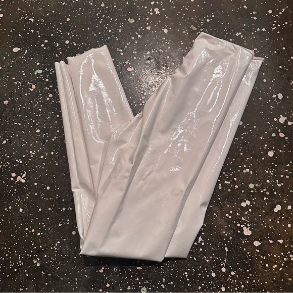 Commando Patent Leather Leggings White Shiny - Picture 8 of 9